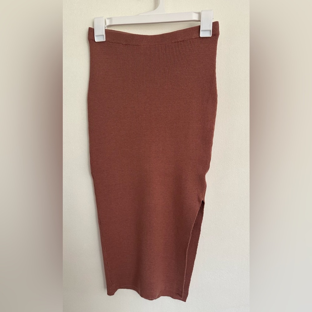 Moonchild dusty rose rib knit pencil midi skirt